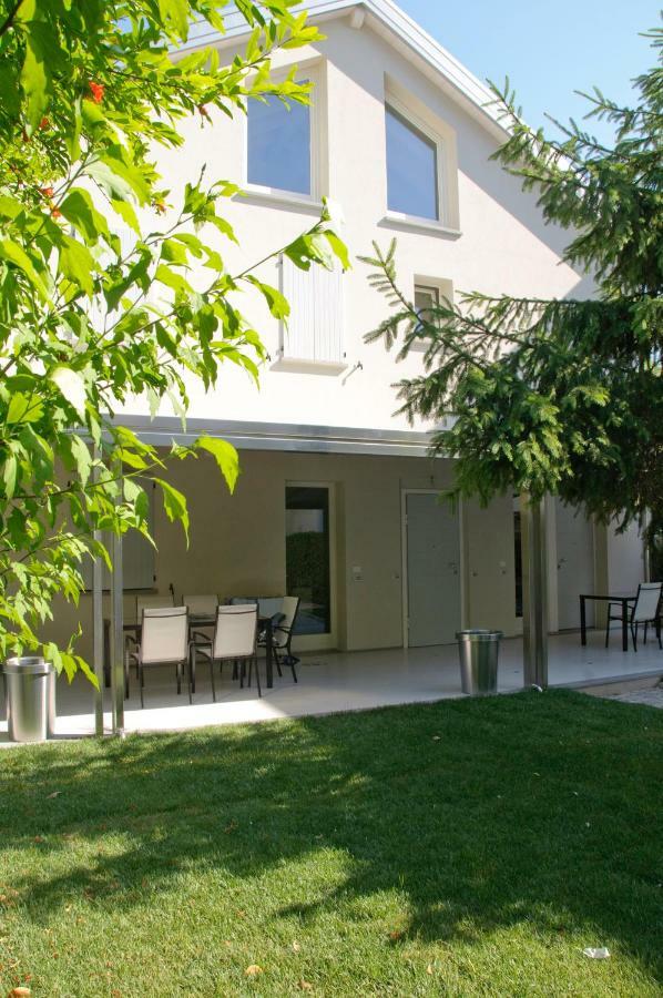 Eco Apartments تّشيرفييا المظهر الخارجي الصورة